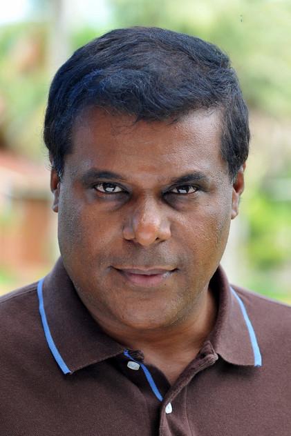 Ashish Vidhyarthi - Actor Profile Photo