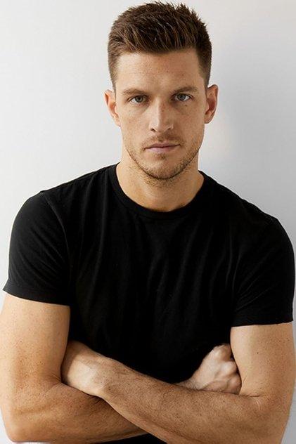 Logan Macrae - Actor Profile Photo