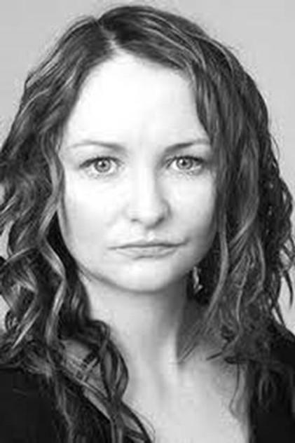Sandra Ni Bhroin - Actor Profile Photo