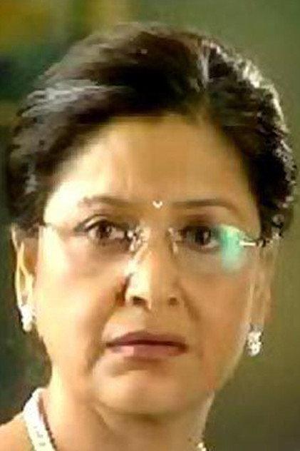 Maya Alagh - Actor Profile Photo