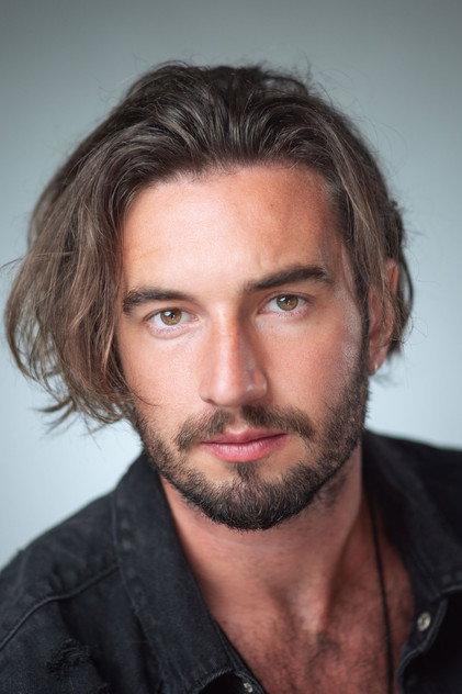 Shane Robinson - Actor Profile Photo
