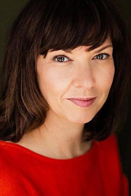 Julie Ménard - Actor Profile Photo