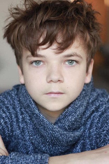Étienne Cardin - Actor Profile Photo