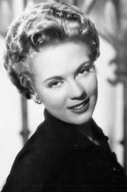 Eva Kerbler - Actor Profile Photo