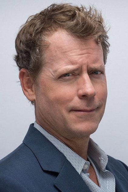 Greg Kinnear - Actor Profile Photo