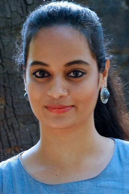 Suja Varunee - Actor Profile Photo