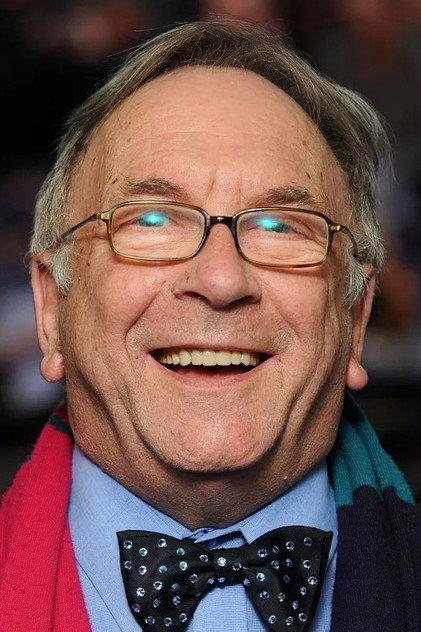 Sam Kelly - Actor Profile Photo