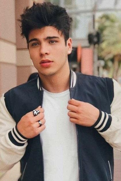 Sebastian Villalobos - Actor Profile Photo