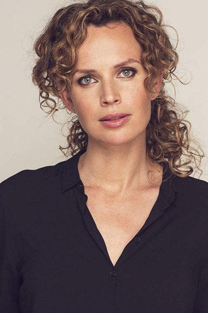 Kim Pieters - Actor Profile Photo