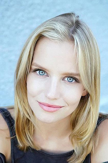 Alexis Clayton - Actor Profile Photo