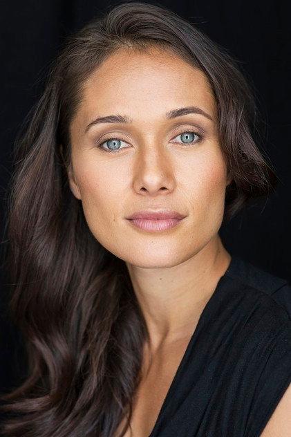 Sadelle Fe'ao - Actor Profile Photo