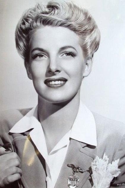 Eloise Hardt - Actor Profile Photo