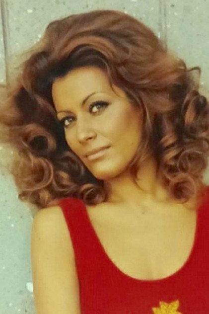 Silvia Monti - Actor Profile Photo