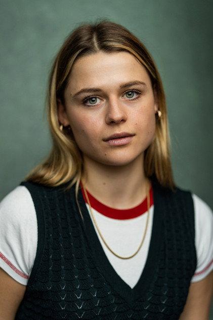 Honor Koe - Actor Profile Photo