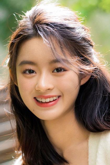Huangyang Tiantian - Actor Profile Photo