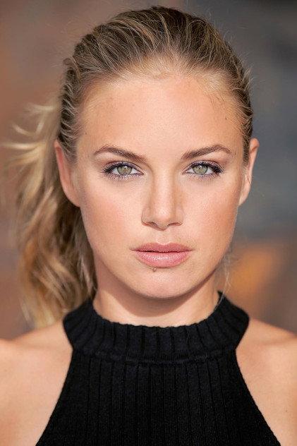 Rosalie McIntire - Actor Profile Photo