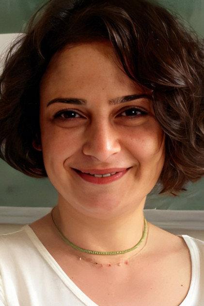 Funda Alp - Actor Profile Photo
