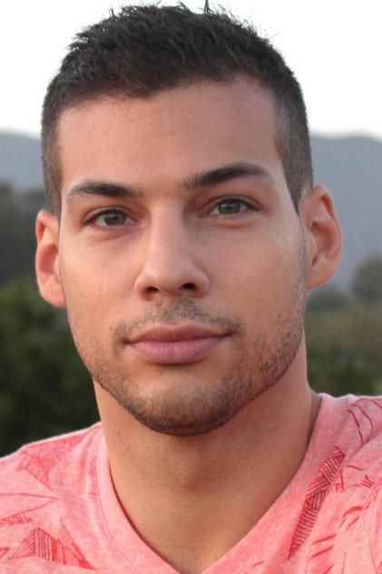 Tyler Straessle - Actor Profile Photo