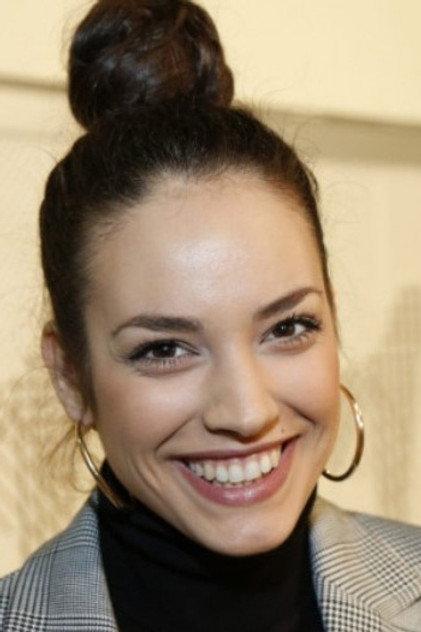 Marina Ćosić - Actor Profile Photo