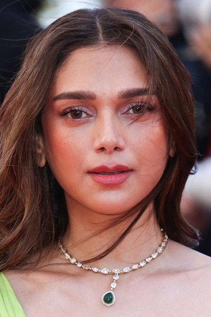 Aditi Rao Hydari - Actor Profile Photo