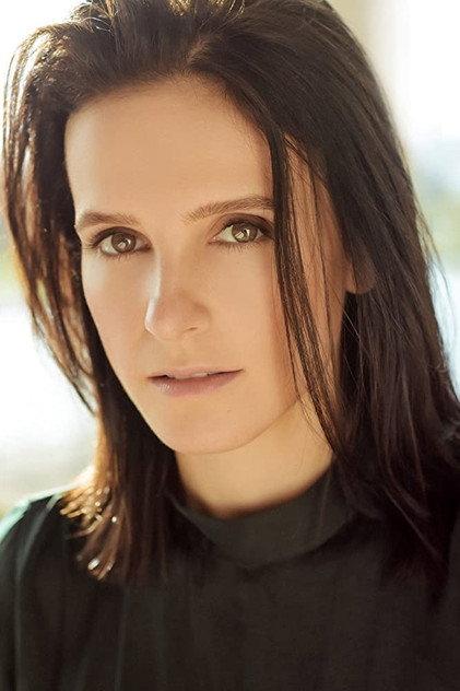 Starlise Waschuk - Actor Profile Photo