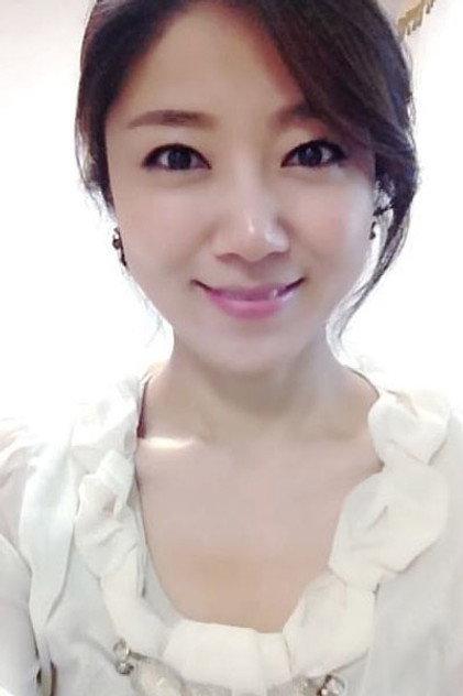 Sa Moon-young - Actor Profile Photo