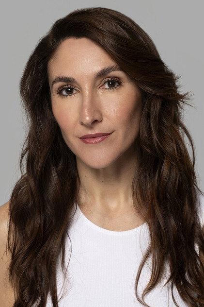 Alicia Lobo - Actor Profile Photo