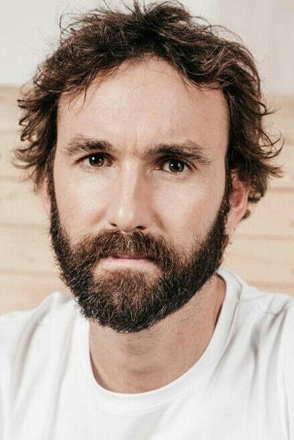 Iñigo Aranbarri - Actor Profile Photo