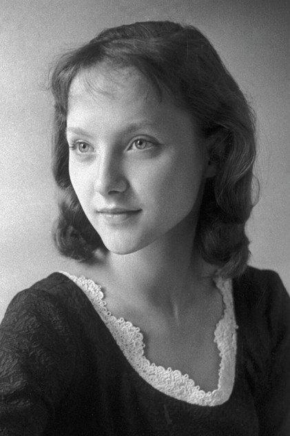 Yelena Ryabinkina - Actor Profile Photo
