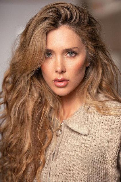 Kenna Denali - Actor Profile Photo