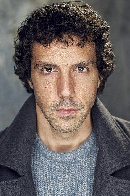 Alex Gaumond - Actor Profile Photo