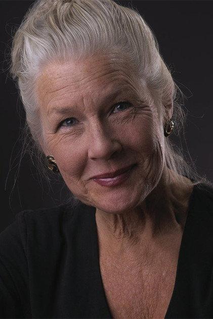 Elisabeth Henry-Macari - Actor Profile Photo