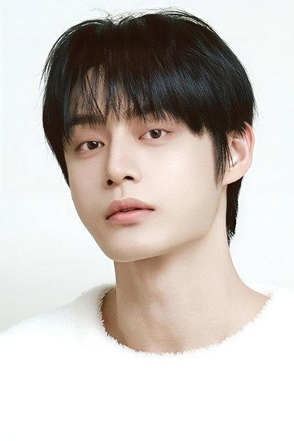 Kim Ji-woong - Actor Profile Photo