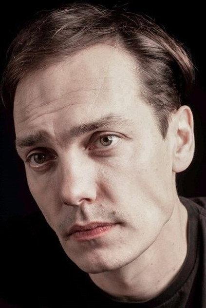 Rafael Stachowiak - Actor Profile Photo