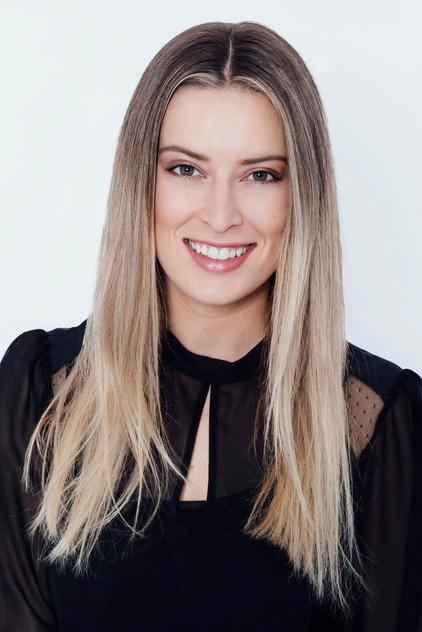 Holly Phillips - Actor Profile Photo