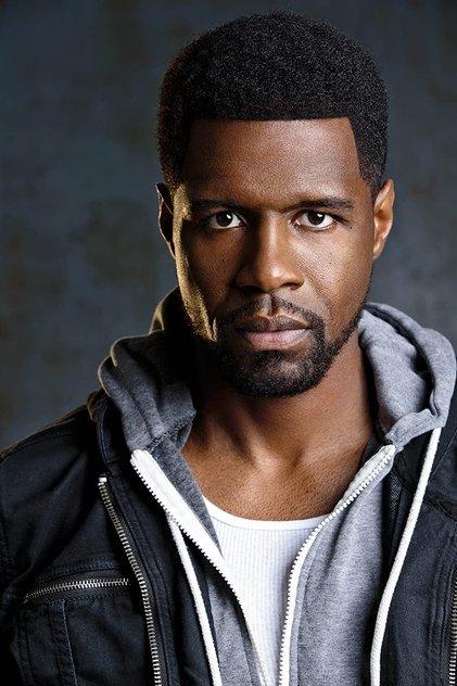 Garland Scott - Actor Profile Photo