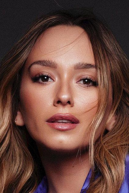 Lucía de la Fuente - Actor Profile Photo