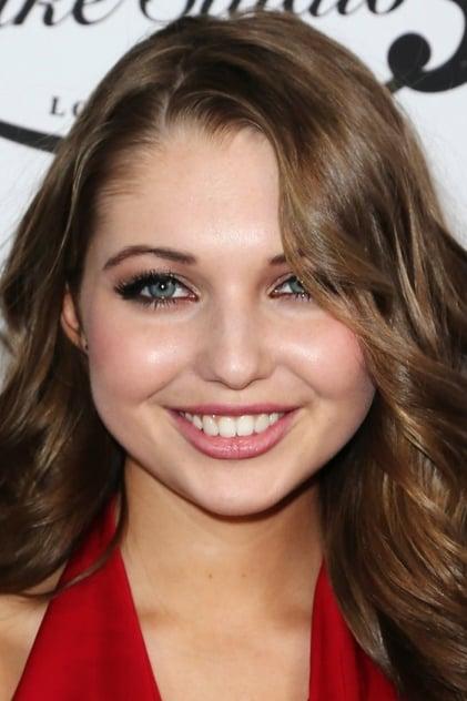 Sammi Hanratty - Actor Profile Photo