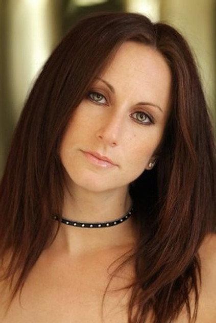 Amanda Barton - Actor Profile Photo