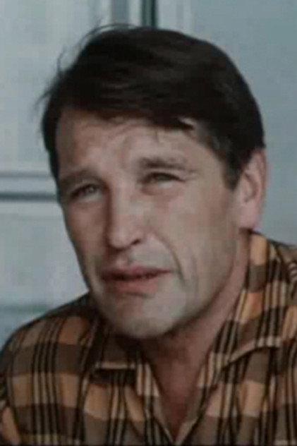 Gustav Kirshtein - Actor Profile Photo