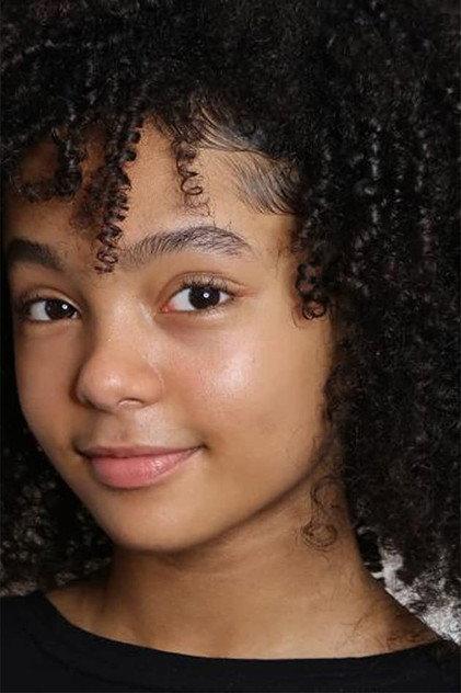 Madalen Mills - Actor Profile Photo