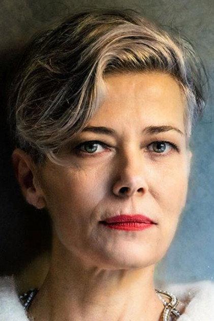 Sandra Ceccarelli - Actor Profile Photo