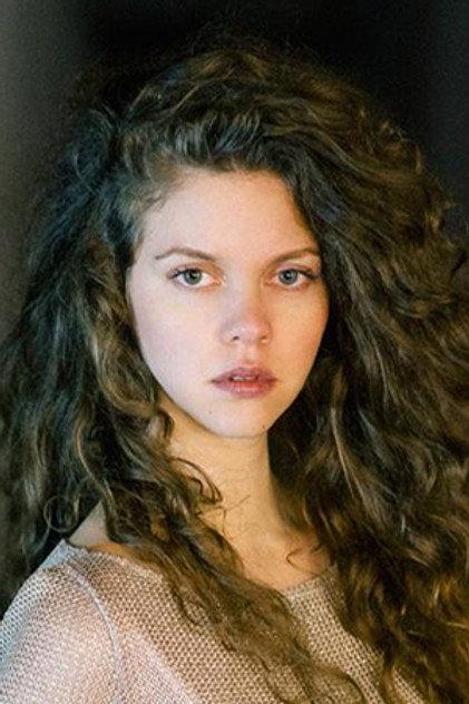 Lila Baklesi - Actor Profile Photo