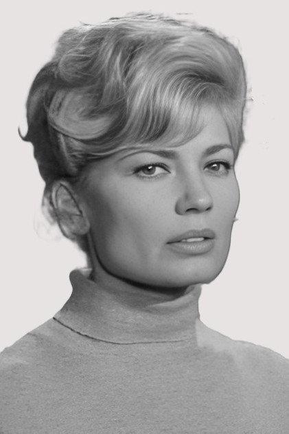 Nadia Sanders - Actor Profile Photo