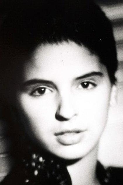 Elena Andrade - Actor Profile Photo