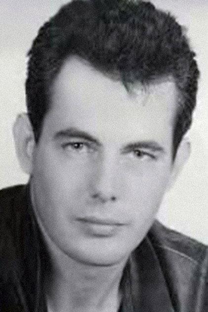 Daniel Abineri - Actor Profile Photo