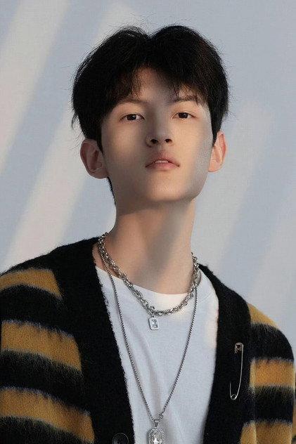 Ye Shengtong - Actor Profile Photo