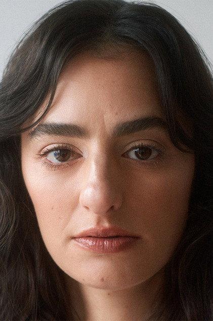 Dahyana Turkie - Actor Profile Photo