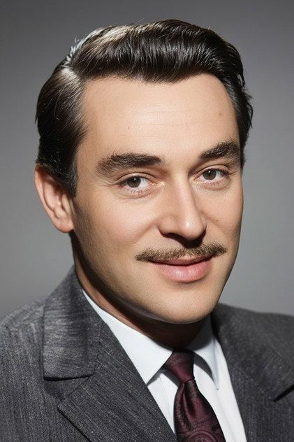 Eşref Kolçak - Actor Profile Photo