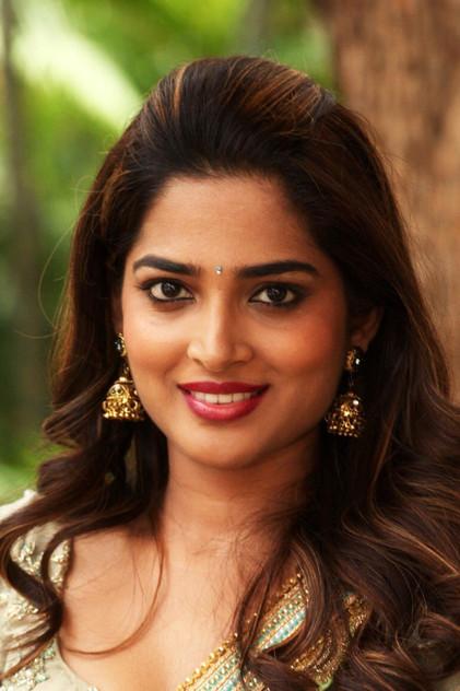 Anagha - Actor Profile Photo